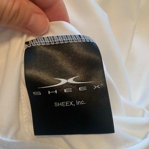 Sheex queen size white bed sheets